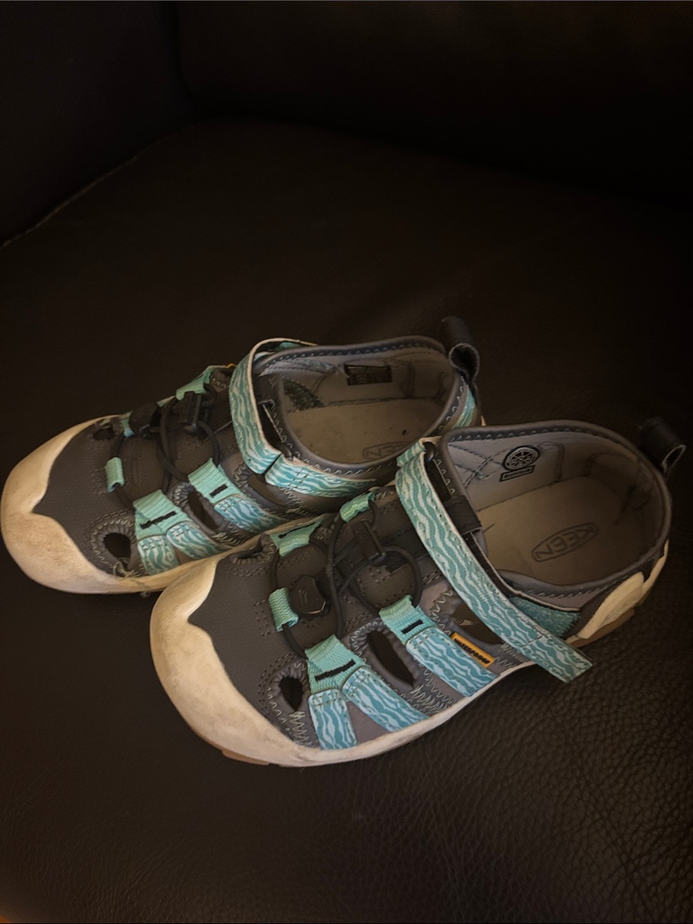 KEEN Kids Gray and Teal Closed-Toe Hiking Sandals